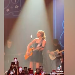 Nashville erupts as Taylor Swift drops in for surprise performance