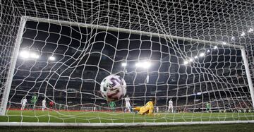 Odegaard anot¨® el 0-1.