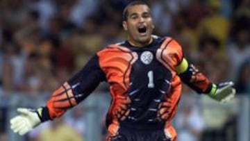 Chilavert marcó goles con Vélez y con la Selección Paraguaya.