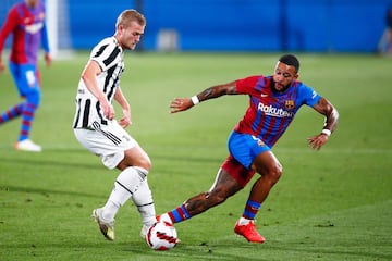 El defensor neerlandés pasó del Ajax a la Juventus en 2019 por 85.5 millones de euros.