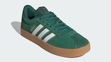 Estas zapatillas de Adidas han revolucionado a los hombres: son del color que es tendencia, cómodas y muy ponibles