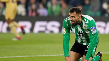 Borja Iglesias, ante el Barcelona.