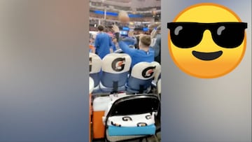 La canasta viral de Doncic sentado desde el banquillo