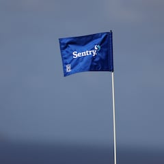 How much prize money does the winner get at The Sentry 2025?