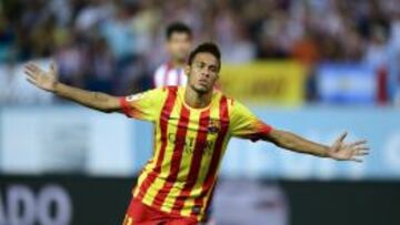 Neymar celebra su gol en el Calderón.