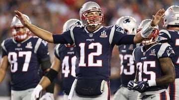 FOXBORO, MA - SEPTEMBER 07: Tom Brady #12 of the New England Patriots gestures during the first quarter against the Kansas City Chiefs at Gillette Stadium on September 7, 2017 in Foxboro, Massachusetts. Maddie Meyer/Getty Images/AFP
== FOR NEWSPAPERS, INTERNET, TELCOS & TELEVISION USE ONLY ==