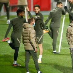 Simeone ya entrena con los disponibles de cara al Barça