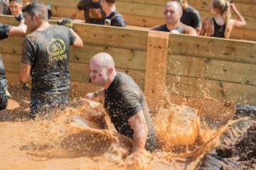 Tel Aviv celebra la divertida carrera The Mud Day