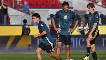 Gilberto Mora, Raul Jimenez and Marcel Ruiz of Mexico during the Semi Finals match between Mexico (Mexican National Team) and Honduras as part of the 2025 CONCACAF Gold Cup at Levis Stadium, on July 02, 2025 in Santa Clara, California, United States.
