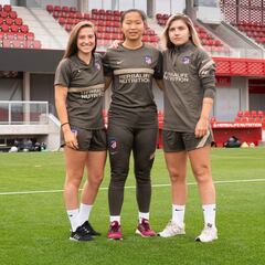 Bernabé, Jana y Claudia Iglesias, los nuevos 'fichajes' del Atlético