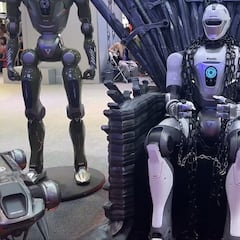 El jefe como saco de boxeo: crean un robot de combate y éste le suelta una brutal patada al CEO de la empresa