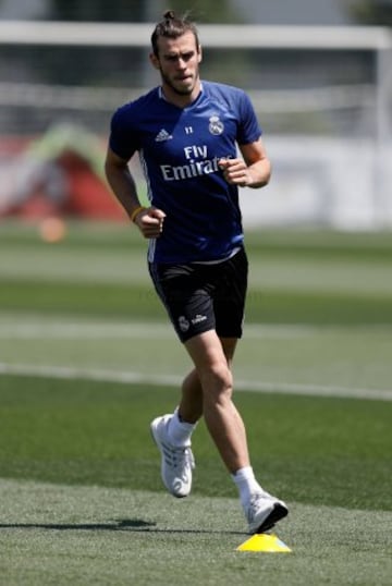 James regresa a los entrenamientos del Real Madrid