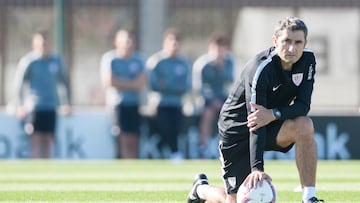 31/10/16 ENTRENAMIENTO DEL ATHLETIC DE BILBAO 
ERNESTO VALVERDE CHICAS