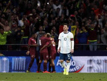 Maradona on Messi and co: "This team doesn't deserve the shirt"