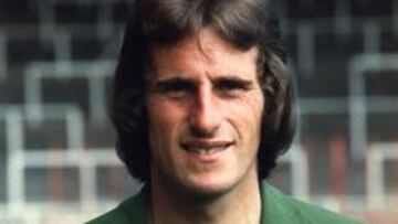 Ingresado el exportero inglés Ray Clemence