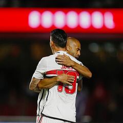 Sao Paulo disfruta el talento de James: Elogios tras sus asistencias