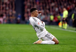 Mbappé supera a Di Stéfano