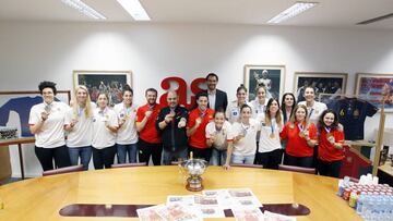 La Selección visita AS.