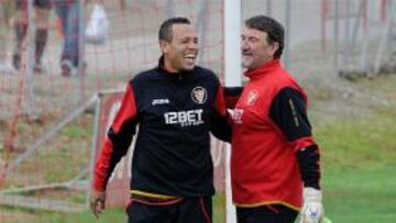 Luis Fabiano trabaja al margen del grupo