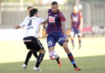 Granada – Eibar (Sunday 18:15) Prediction: away win   It looks like another season of struggle awaits the Granada faithful. Two games in and the Nazaríes are in 17th, and they’d probably have taken that before the season started. Paco Jémez has brought hi