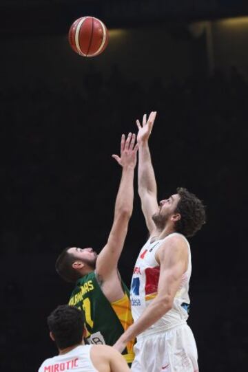 Pau Gasol y Valanciunas.