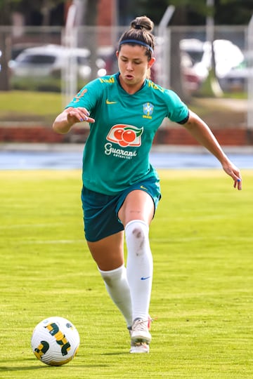 La Selección Femenina de Brasil sigue trabajando con miras a la final de la Copa América ante Colombia. El partido será este sábado en el Alfonso López.