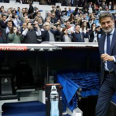 Míchel firma por el Pumas