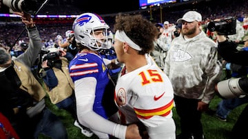 ORCHARD PARK, NEW YORK - NOVEMBER 17: Josh Allen #17 of the Buffalo Bills greets Patrick Mahomes #15 of the Kansas City Chiefs after defeating the Kansas City Chiefs 30-21 at Highmark Stadium on November 17, 2024 in Orchard Park, New York. Bryan M. Bennett/Getty Images/AFP (Photo by Bryan M. Bennett / GETTY IMAGES NORTH AMERICA / Getty Images via AFP)