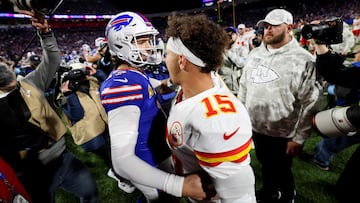 ORCHARD PARK, NEW YORK - NOVEMBER 17: Josh Allen #17 of the Buffalo Bills greets Patrick Mahomes #15 of the Kansas City Chiefs after defeating the Kansas City Chiefs 30-21 at Highmark Stadium on November 17, 2024 in Orchard Park, New York. Bryan M. Bennett/Getty Images/AFP (Photo by Bryan M. Bennett / GETTY IMAGES NORTH AMERICA / Getty Images via AFP)