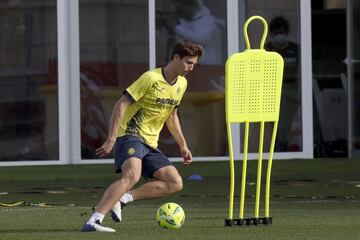 El acompañante de Sergio Ramos en el centro de la Zaga de la Selección Española gusta mucho, es joven (24 años) y supondría una inversión en producto nacional que la grada del Santiago Bernabéu suele agradecer.