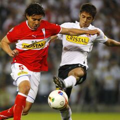 ¿Cuántos puntos le remontó Católica a Colo Colo en el título del 2010?