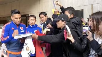 Falcao genera locura en Japón: los fanáticos detrás de su firma