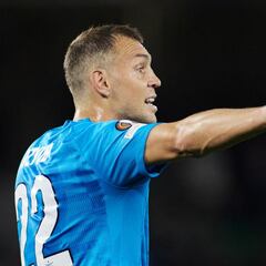 Dzyuba rompe su silencio: "A los que sientan sus traseros en mansiones de Inglaterra..."