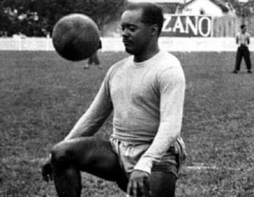 6 de septiembre de 1913: Nace en Río de Janeiro el delantero Leonidas da Silva, quien logró el tercer lugar del Mundial de Francia 1938. Fue goleador de ese mismo torneo con 7 tantos y falleció en el 2004.