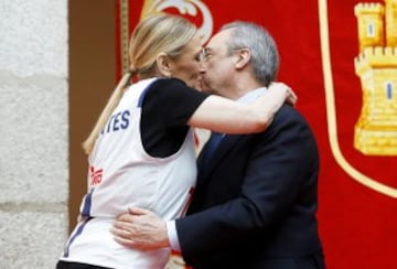 Cristina Cifuentes y Florentino Pérez.