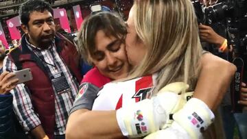 Tuvo que salir de su pequeño rancho para seguir su sueño. Después de iniciar como la tercer portera del equipo, hoy fue de las jugadoras clave para el título.