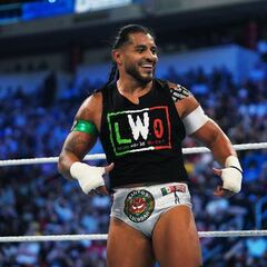 Santos Escobar avanza a la Final por el campeonato de los Estados Unidos de WWE