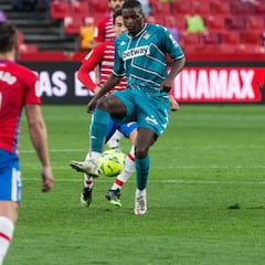 Aprobados y suspensos del Granada: Soldado universal