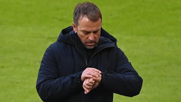 Rummenigge prohibe a Flick convertirse en seleccionador