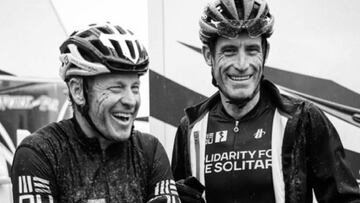 Lance Armstrong junto a George Hincapie.