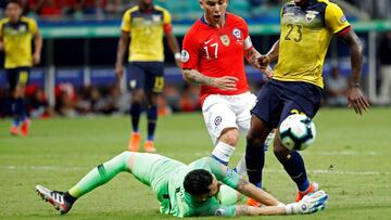 Arias toma la responsabilidad del penal: "Cometí un error"