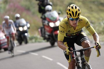 Miguel Ángel López, colombiano del Astana, ganó la etapa reina del Tour en su primera participación en la carrera francesa. Rigoberto Urán perdió tiempo y es sexto de la general. Roglic sigue líder. 