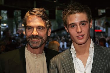 El actor Jeremy Irons con su hijo Max Irons.