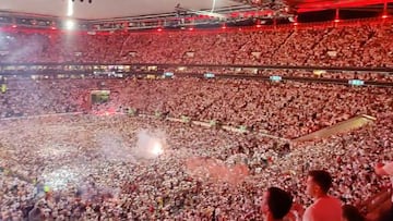 Locura en el Deutsche Bank Park tras el penalti de Borré