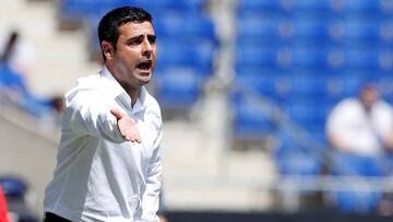 Gallego se expone a no dirigir más al Espanyol