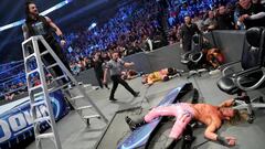 Roman Reigns, tras atacar a Dolph Ziggler en SmackDown.