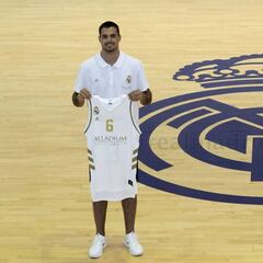 Abalde rompe el molde