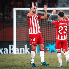 El Almería amplía su nómina de capitanes con Nelson Monte y Embarba