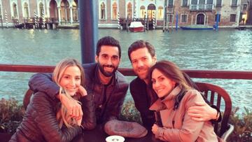 Arbeloa y Xabi, de vacaciones en Venecia con sus parejas