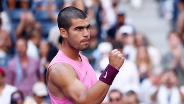 NEW YORK, NEW YORK - AUGUST 31: Carlos Alcaraz of Spain reacts after defeating Arthur Rinderknech of France following their Men's Singles Fourth Round match on Day Eight of the 2025 US Open at USTA Billie Jean King National Tennis Center on August 31, 2025 in the Flushing neighborhood of the Queens borough of New York City. Maddie Meyer/Getty Images/AFP (Photo by Maddie Meyer / GETTY IMAGES NORTH AMERICA / Getty Images via AFP)